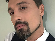 Поклонники требуют, чтобы Дима Билан побрил подмышки