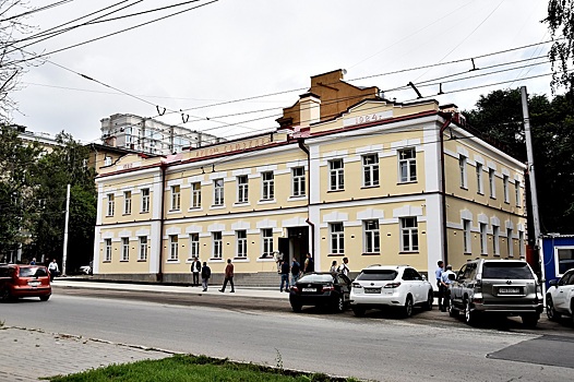 Рядом с домом Кондратюка в Новосибирске сделают пешеходный переход