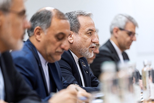 Эксперт "Валдая" Барабанов оценил шансы на успех переговоров США и Ирана