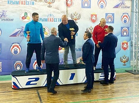 Трое кировских гиревиков стали бронзовыми призерами Кубка России