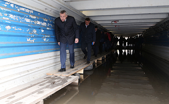 Руководителя области возмутили затопленные подземные переходы в городе Обь