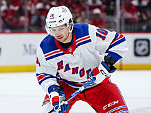 Шайба Панарина помогла «Рейнджерс» обыграть «Торонто»