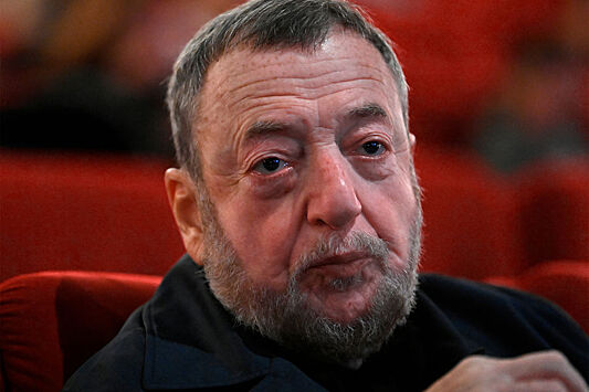 Лунгин объяснил, почему не уехал из России во Францию