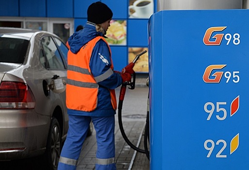 Цена бензина в долларах выросла в России на 46 процентов