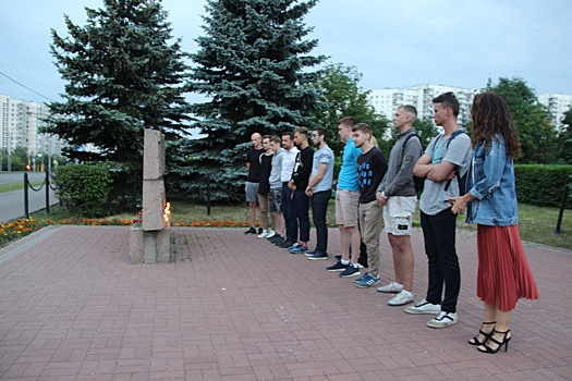 Жители Ясенева почтили память павших в Великой Отечественной войне