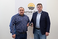 «Хочется помогать малому бизнесу» — лидер Партии Дела в Омской области Андрей Рягузов рассказал о ...