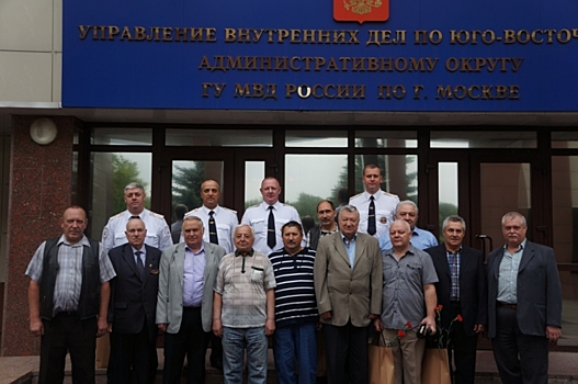 Представитель Общественного совета УВД по ЮВАО поздравил сотрудников Госавтоинспекции