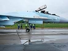 Летчики ВКС России провели приемку новой партии самолетов Су-35С