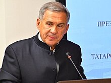 Минниханов поздравил казанских хоккеистов с серебром на Олимпиаде в Пекине