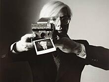 Calvin Klein объявил о сотрудничестве с фондом Энди Уорхола