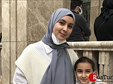 Новая мечеть на площади Таксим привоекает туристов