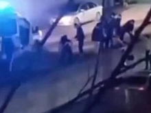 В Дагестане спортсмены спасли людей из упавшего в канал автомобиля