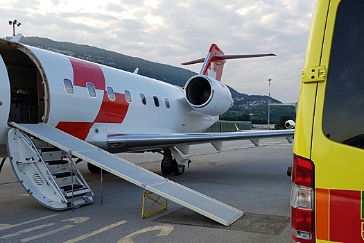 В Польшу прибыли три летающих госпиталя после удара по наемникам в Сумах