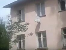 В Орле в доме, соседствующем со строительной площадкой, треснула стена