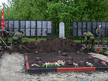 В Поныровском районе Курской области перезахоронили останки советских солдат