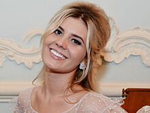 «Вас и дома так теперь называют?»: дочь Валерии показала паспорт с новым именем