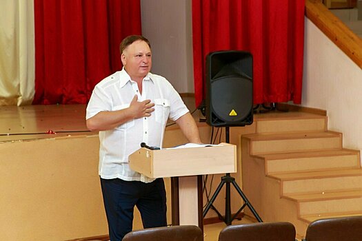 Олега Валенчука назвали «бесполезным» депутатом Госдумы