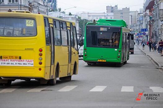 В Ульяновске чиновники 2 часа ждали общественный транспорт