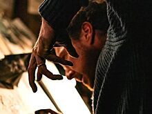 Хоррор «Сущность» с Бенедиктом Камбербэтчем выйдет в России 20 ноября — постер