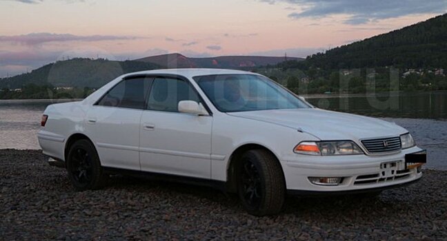 Toyota Mark-2 vs Renault Logan: Названы самые «неубиваемые» машины