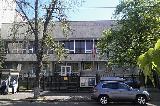 Посольство Польши оказалось повреждено после удара России по Киеву