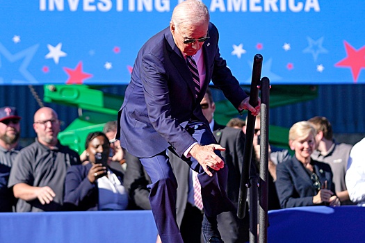 Кто спустит Байдена с небес: "Семья" президента США дает отпор бизнесу и кланам