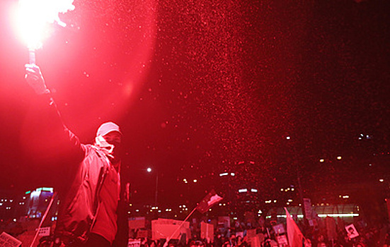 В Польше 12-й день проходят акции протеста против запрета абортов