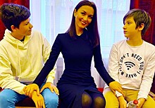 Звезда «Не родись красивой» Юлия Такшина отдыхает с детьми на море