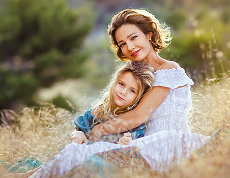 Евгения Брик — о Зое Тодоровской: «У дочки в Лос-Анджелесе уже берут автографы»