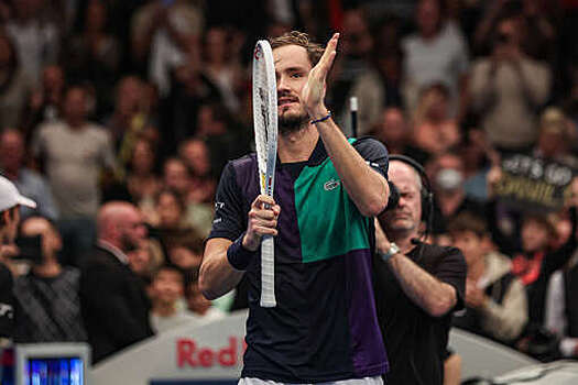 Даниил Медведев вышел в третий круг Открытого чемпионата Австралии по теннису