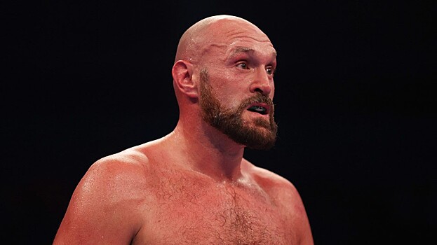 Тайсон Фьюри показал фото с рассечениями