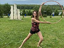 Как с помощью обруча и мяча укрепить мышцы всего тела