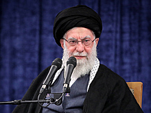 Верховный лидер Ирана обвинил Запад в обвале риала