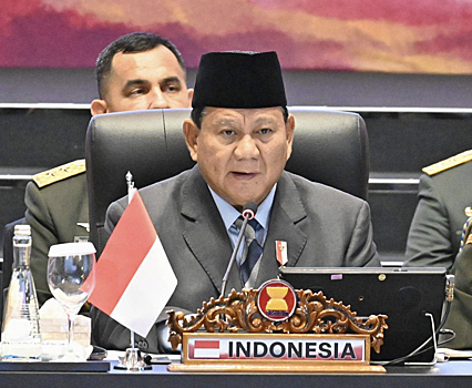 Новый президент Индонезии отказался плясать под чужой барабан