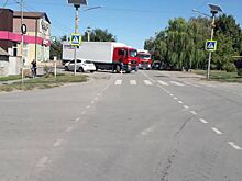 Грузовик сбил 65-летнюю велосипедистку в Каменском районе