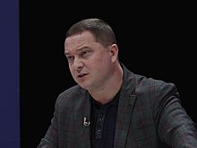 Экс-депутат Роман Худяков обвинил Земфиру в попытках усидеть на двух стульях