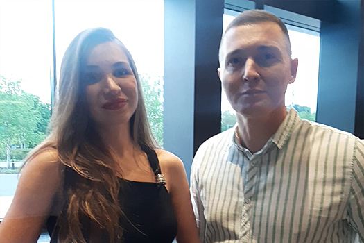 Сын художника Сафронова вернулся в Москву с новой женой: «Отец смотрел с опаской»