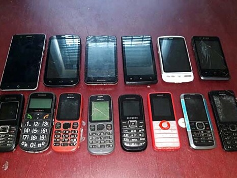 В торжокской колонии неизвестный пытался передать заключённым 14 мобильных телефонов