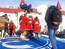 В Яр-Сале болельщики «укачали» оленевода