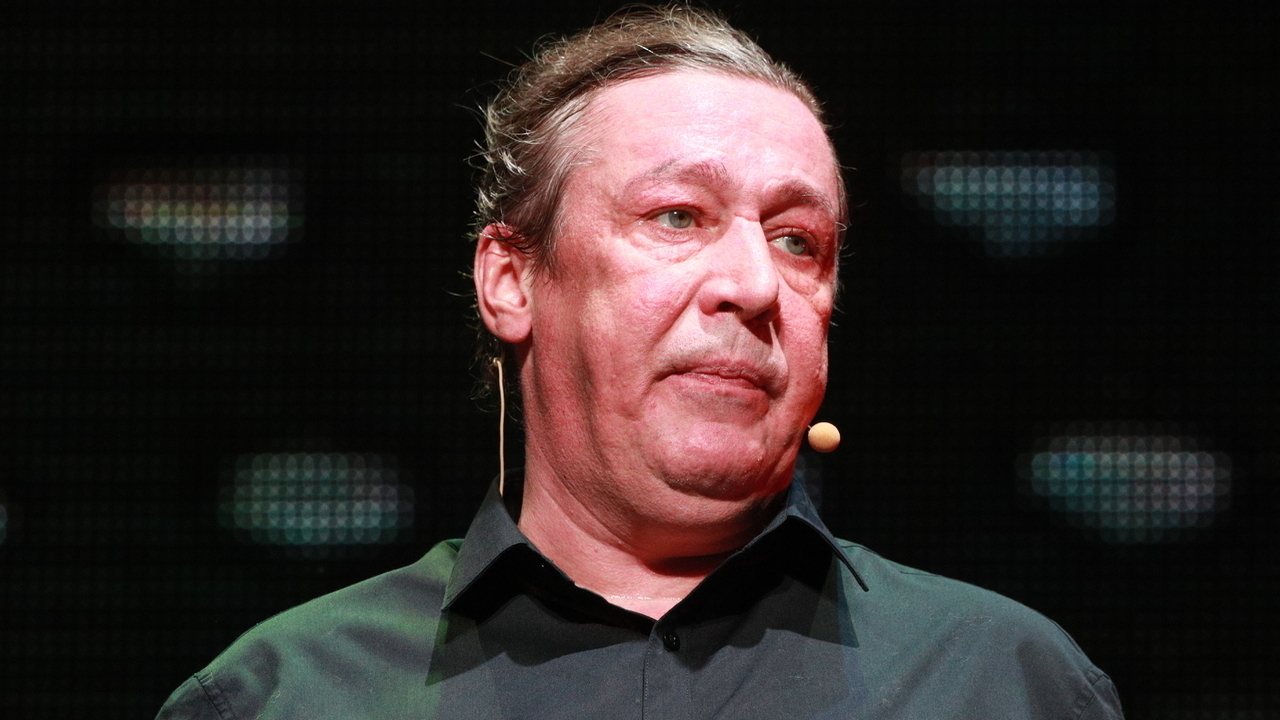 Режим инкогнито: как Ефремову удается передвигаться по Москве неузнанным