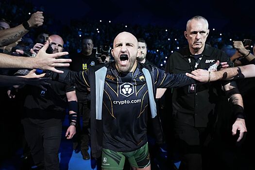 Александр Волкановски и Диего Лопес прошли взвешивание перед боем на UFC 314