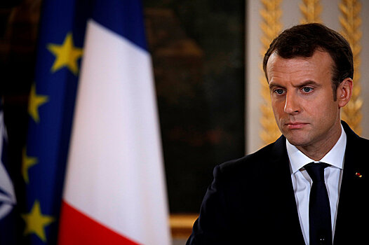Скромный юбилей президента Франции: Макрону исполнилось сорок лет