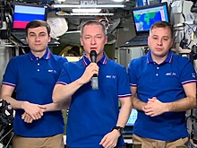 Российские космонавты впервые рассказали с МКС незрячим о Земле