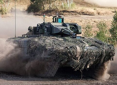 Минобороны Германии планирует закупить 50 бронетранспортеров Puma