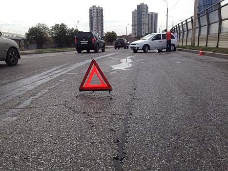 В Волгограде для устранения ДТП на 3-й Продольной установили бетонные ограждения
