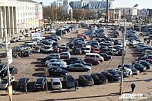 В Калининграде на месте крупной бесплатной парковки откроют платную стоянку