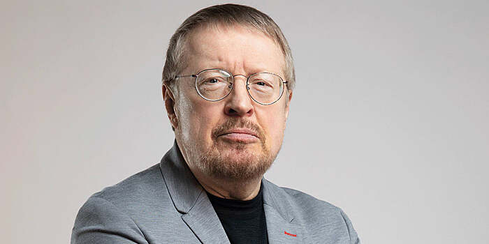 Okko в тестовом режиме запустил интершум, на матче «Брайтон» – «Тоттенхэм» можно отключить Елагина