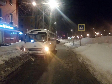 Юная пассажирка автобуса получила травму головы в ДТП с иномаркой в Самаре