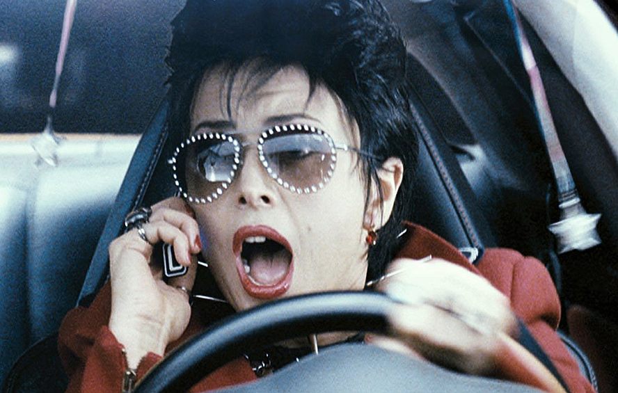 Жанна снялась в в фильмах «Ночной дозор», «Дневной дозор» и «О чем говорят мужчины». На фото: Жанна Фриске в роли Алисы в кадре из фильма "Дневной Дозор" режиссера Тимура Бекмамбетова, снятого по роману Сергея Лукьяненко, 2005.