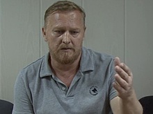 «На нем были дорогие туфли»: лжеписатель обворовал в Волгограде известного в России театроведа